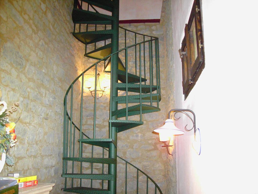 Villa Molino Di Bombi Castellina in Chianti Habitación foto